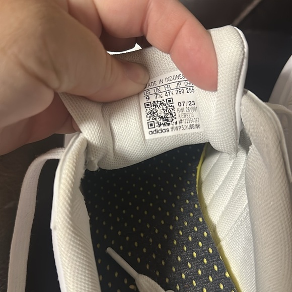 Adidas Grand Court White and Gold Sneakers Cloudfoam comfort sz 9 - Picture 4 of 5